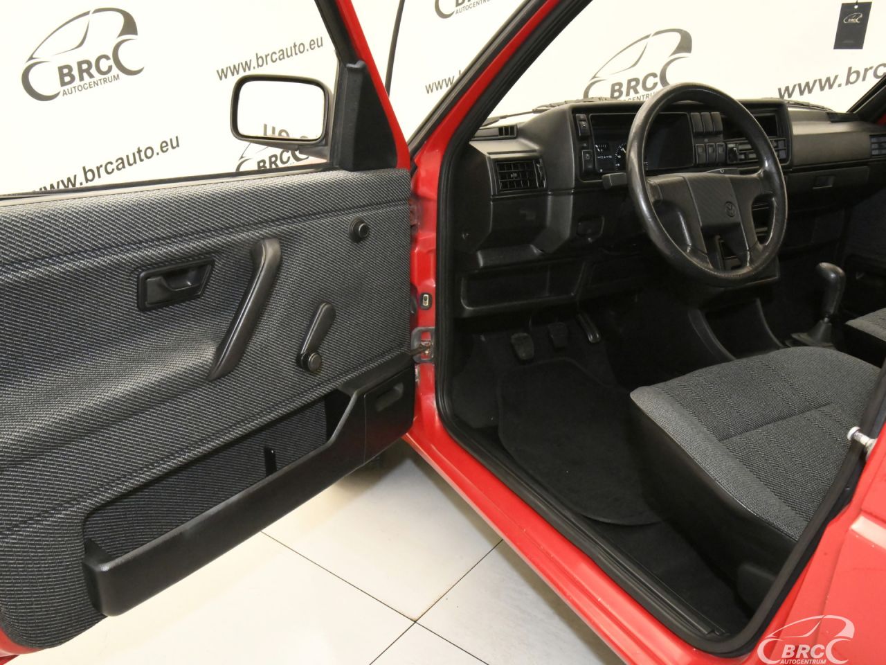 Volkswagen Golf | 16