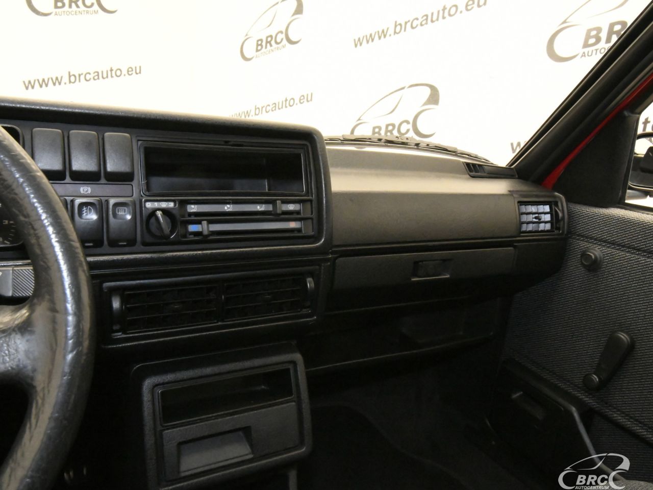 Volkswagen Golf | 23