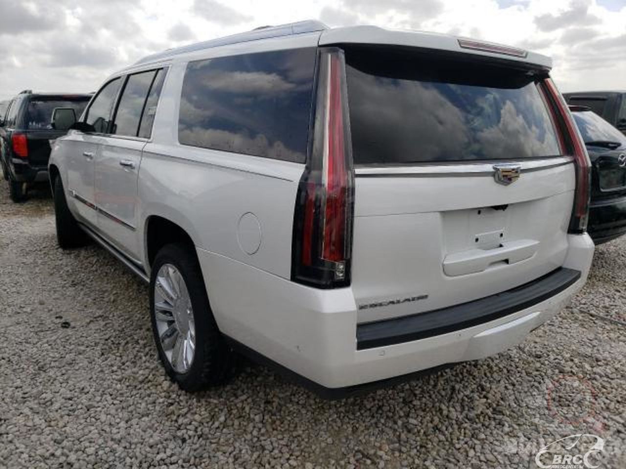 Cadillac Escalade | 62