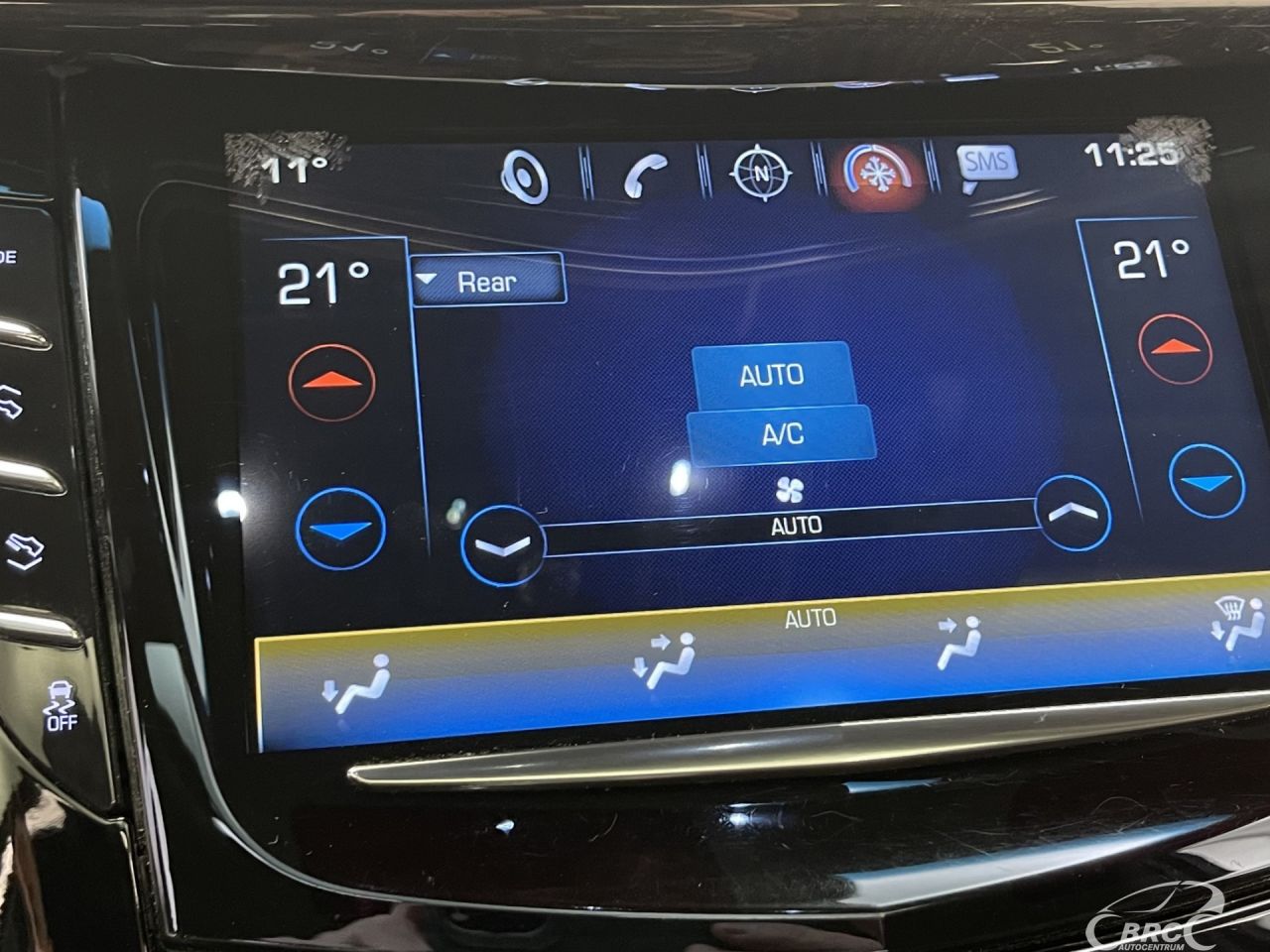 Cadillac Escalade | 41