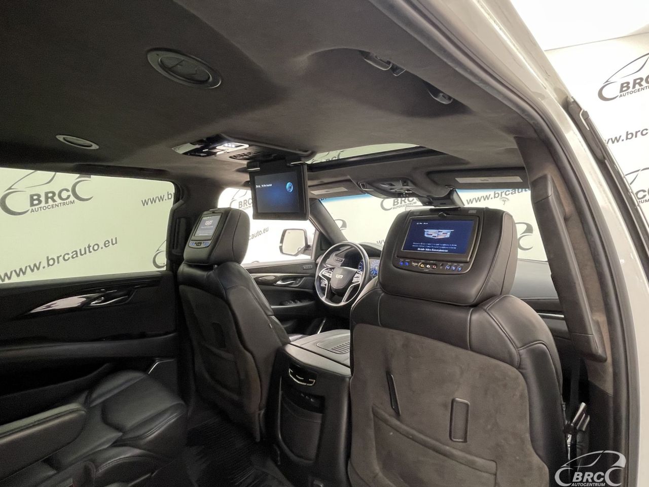 Cadillac Escalade | 12