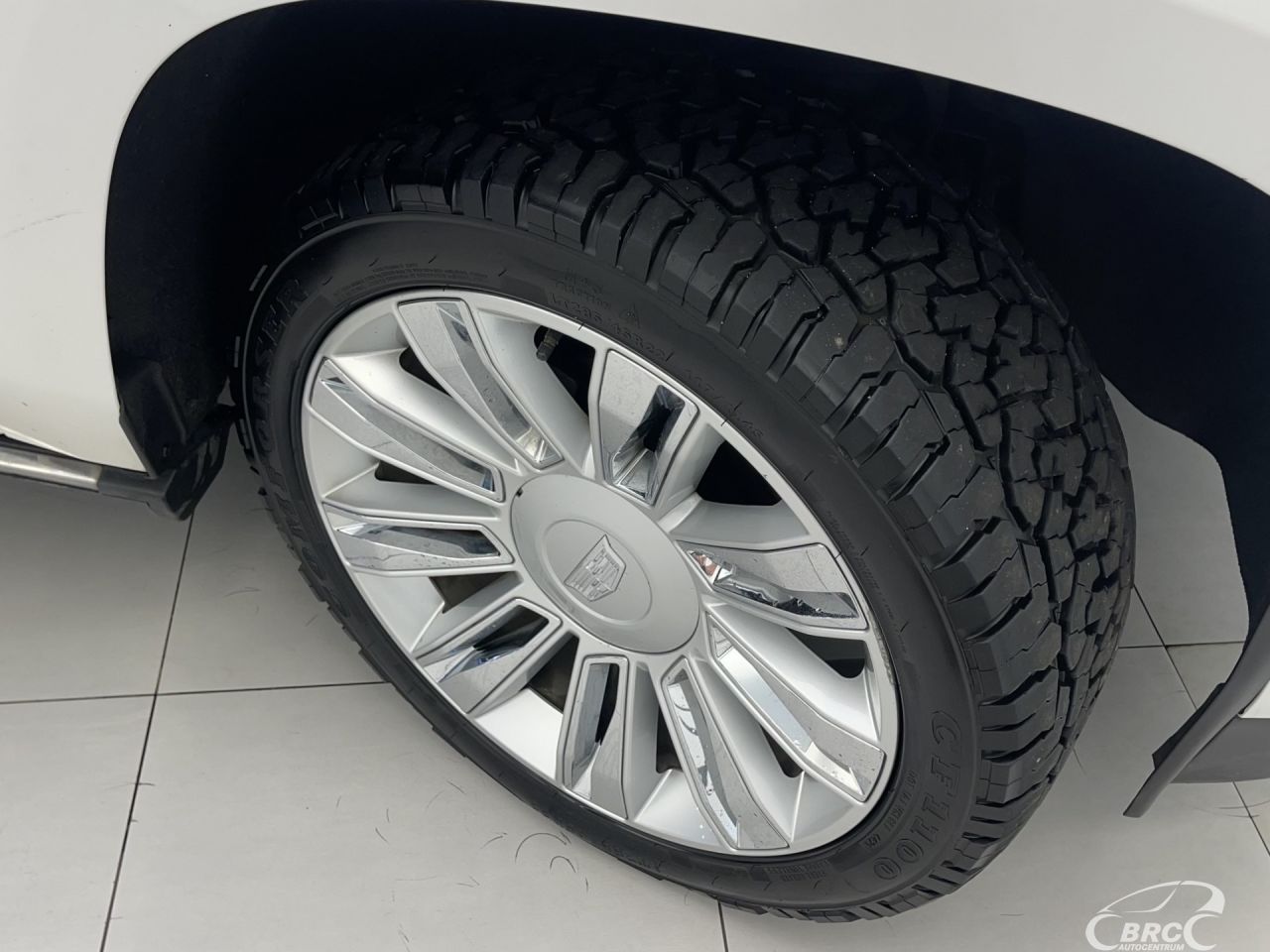 Cadillac Escalade | 45