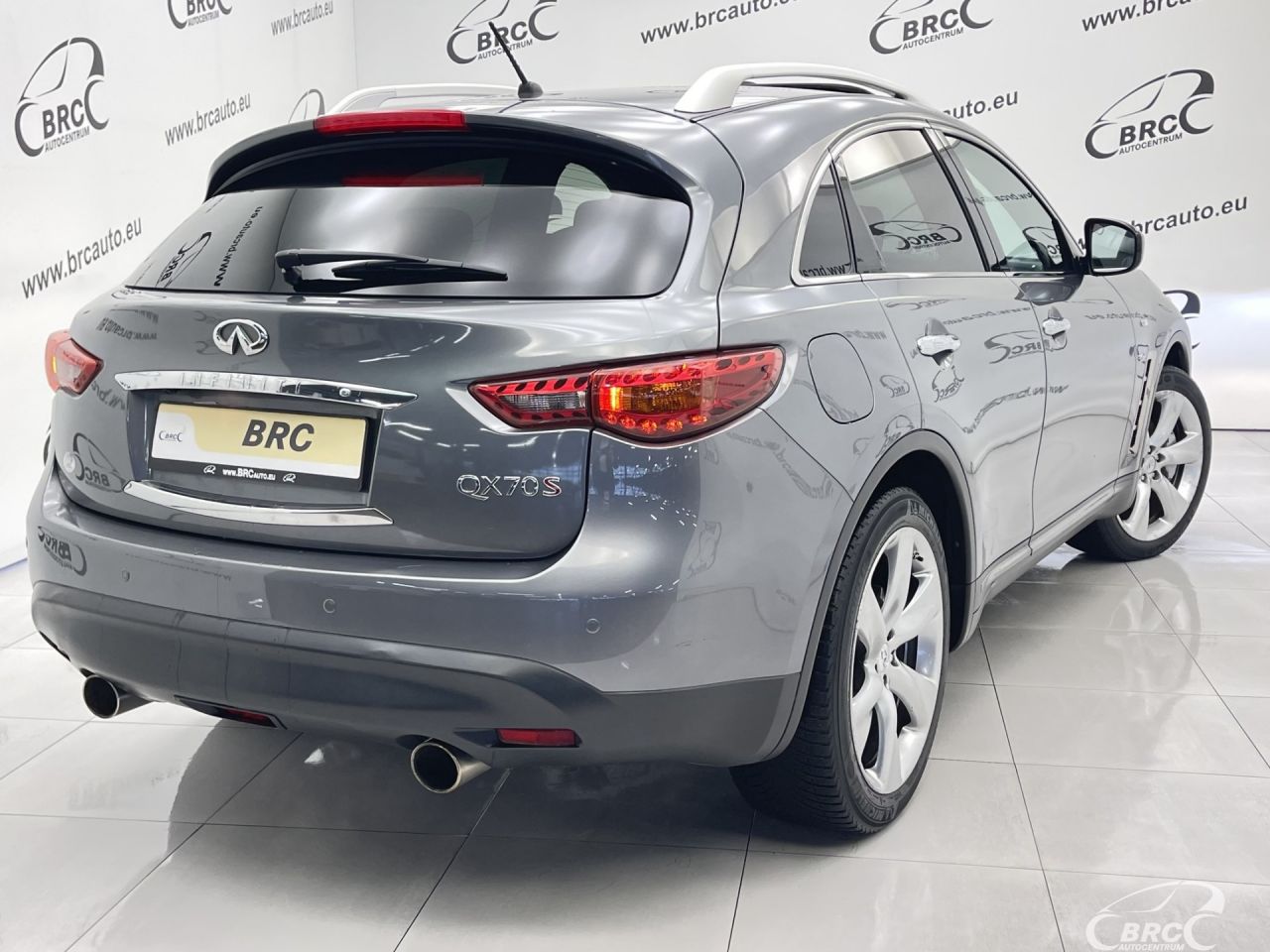 Infiniti QX70 | 49
