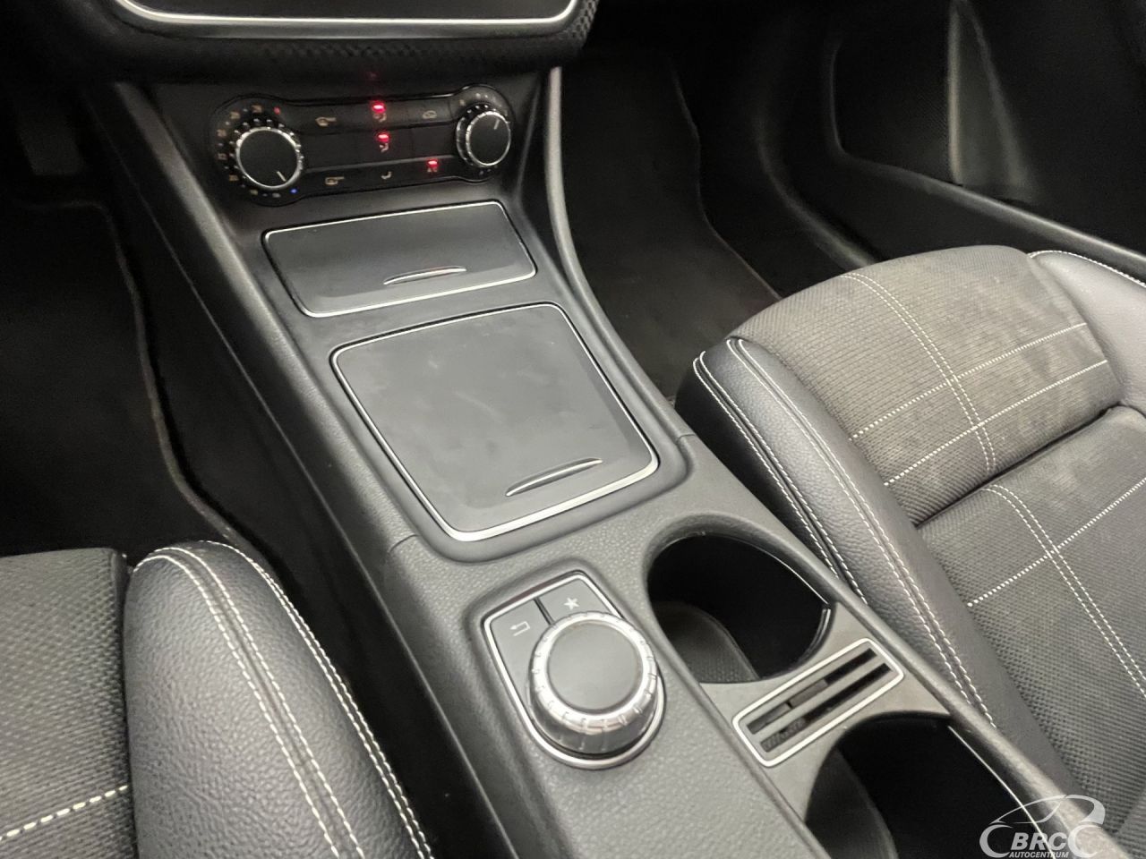 Mercedes-Benz A180 | 23