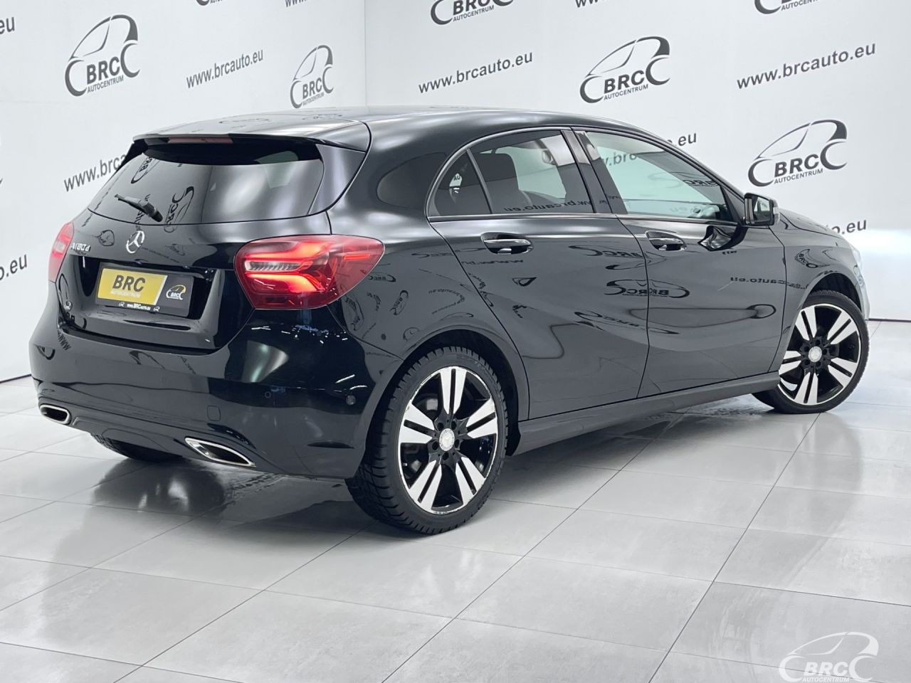 Mercedes-Benz A180 | 1