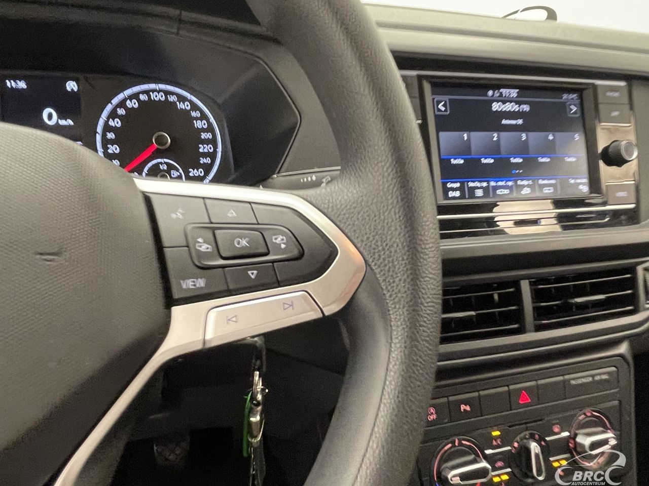 Volkswagen T-Cross | 27