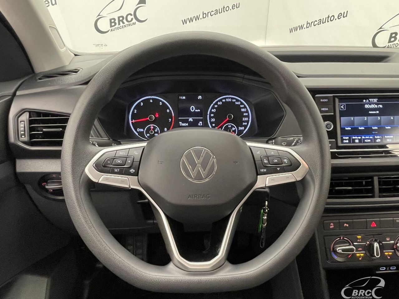 Volkswagen T-Cross | 26