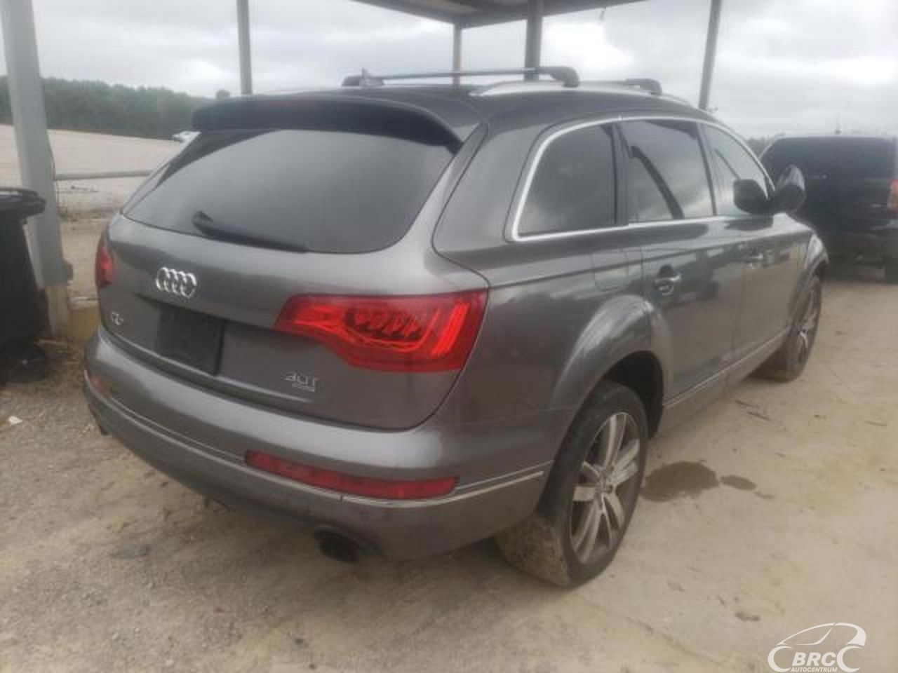 Audi Q7 | 48