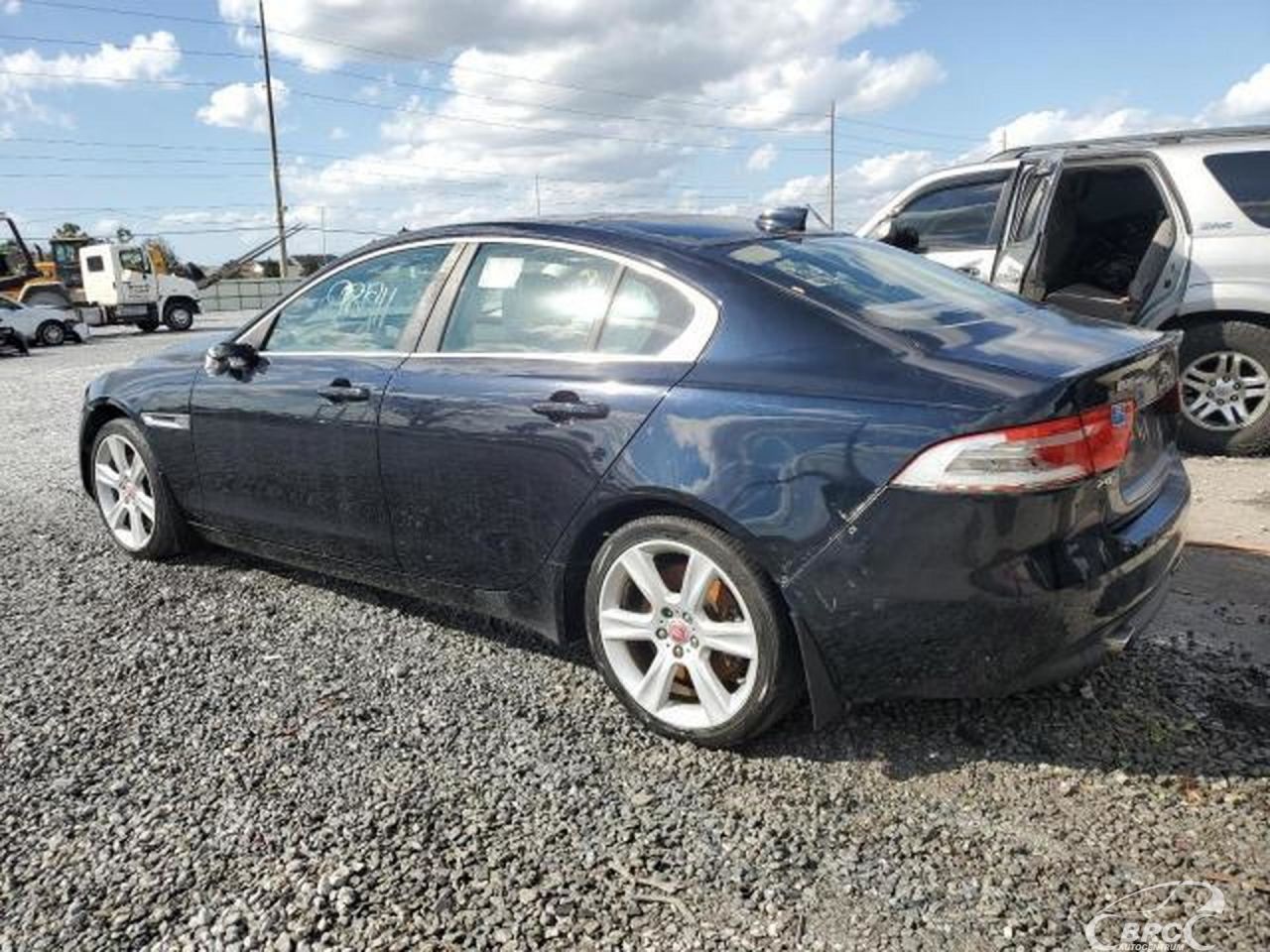 Jaguar XE | 68