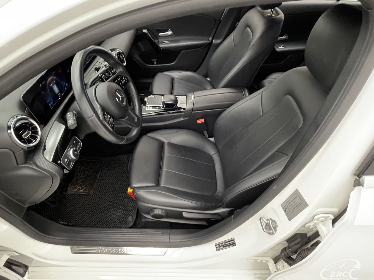 Mercedes-Benz A180 | 19