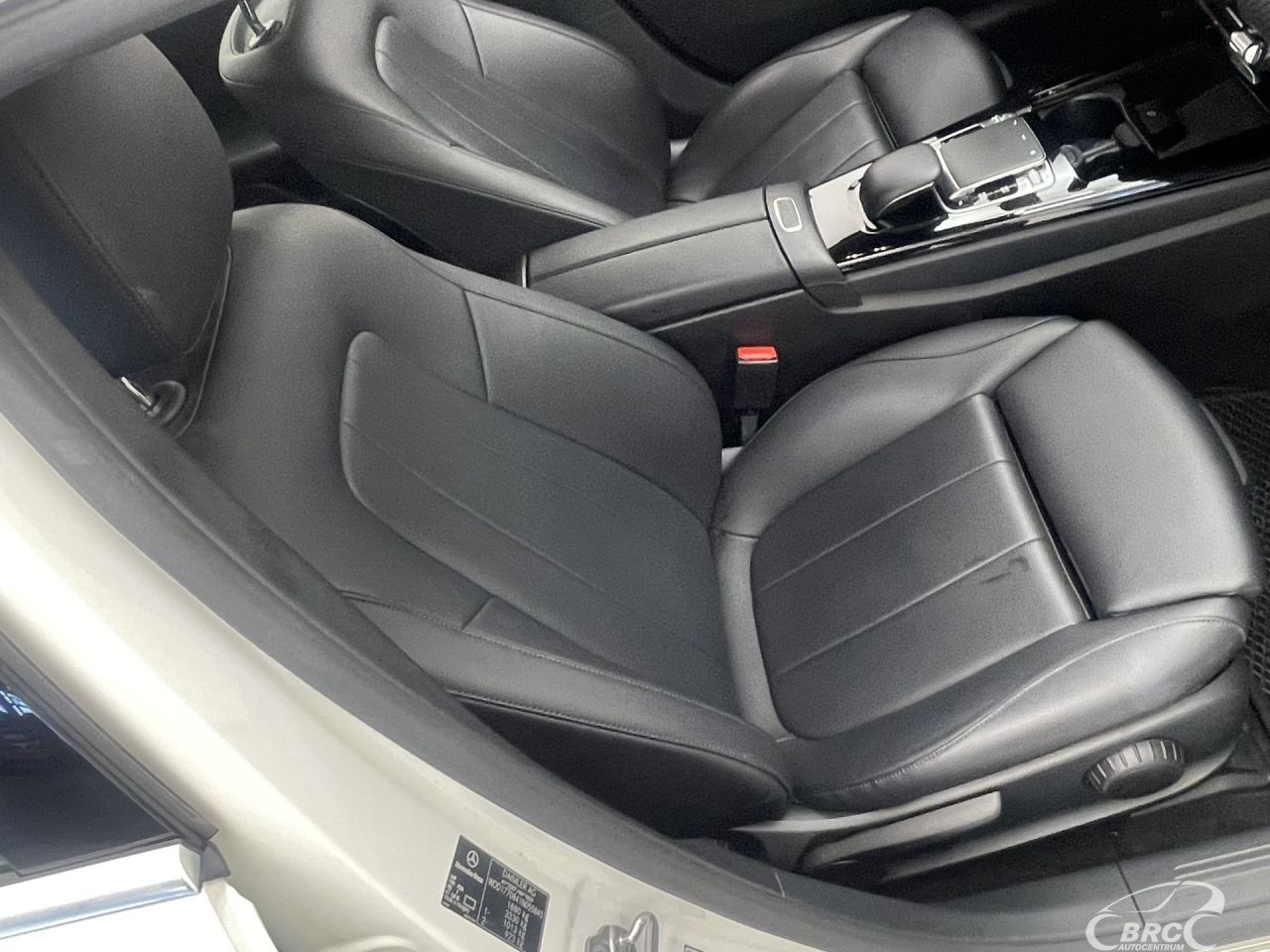 Mercedes-Benz A180 | 4