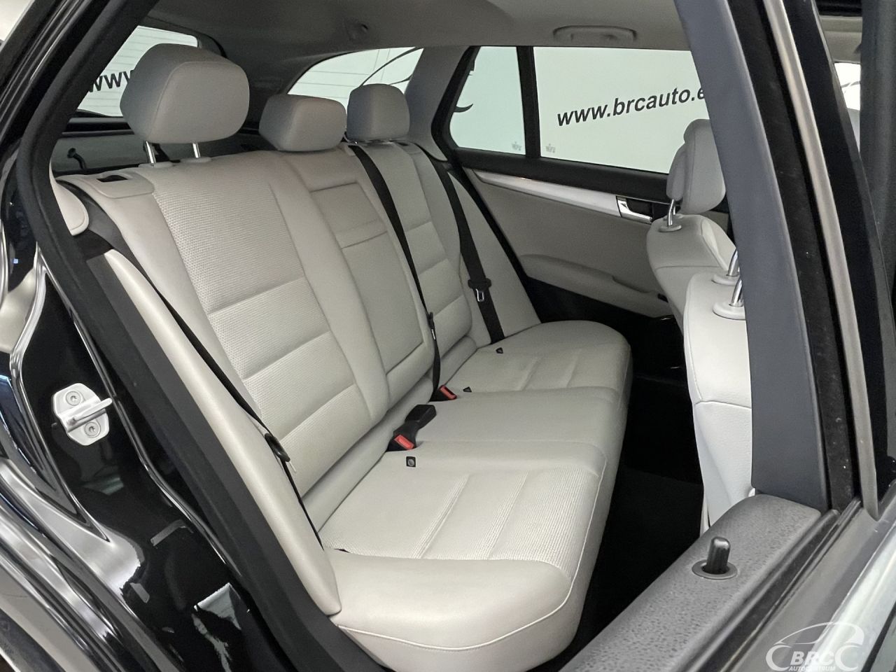 Mercedes-Benz C250 | 11