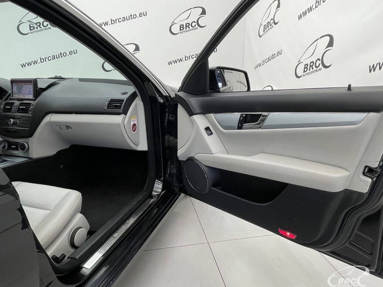 Mercedes-Benz C250 | 7