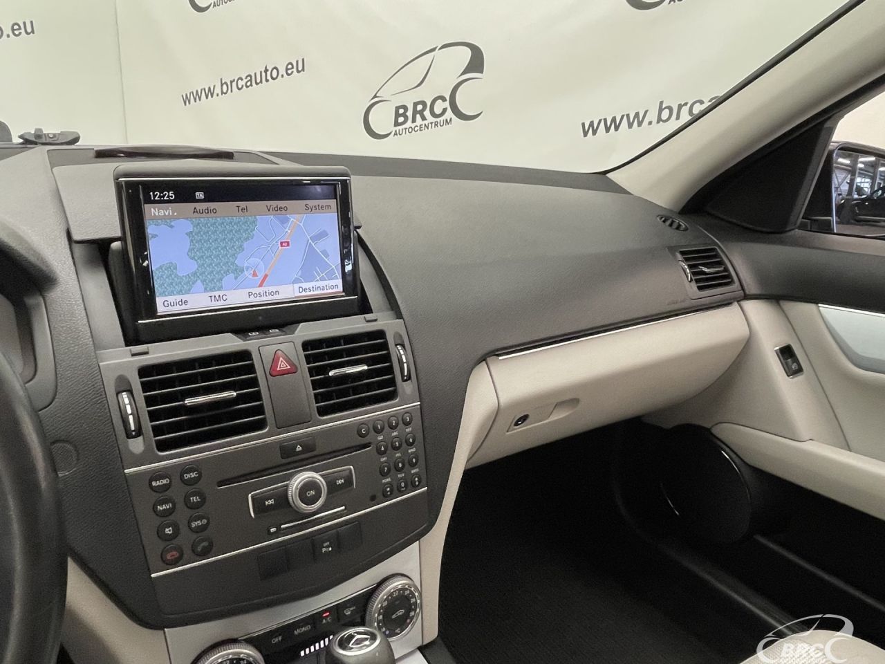 Mercedes-Benz C250 | 26