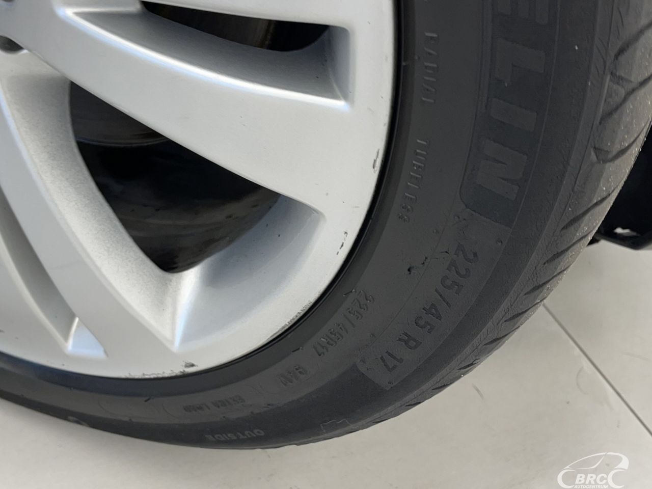 Mercedes-Benz C250 | 40