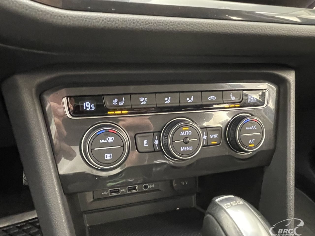 Volkswagen Tiguan | 27