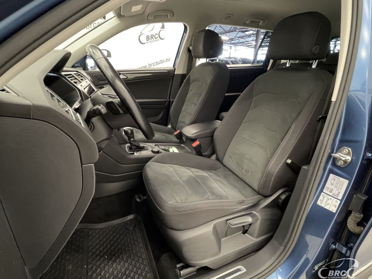 Volkswagen Tiguan | 23