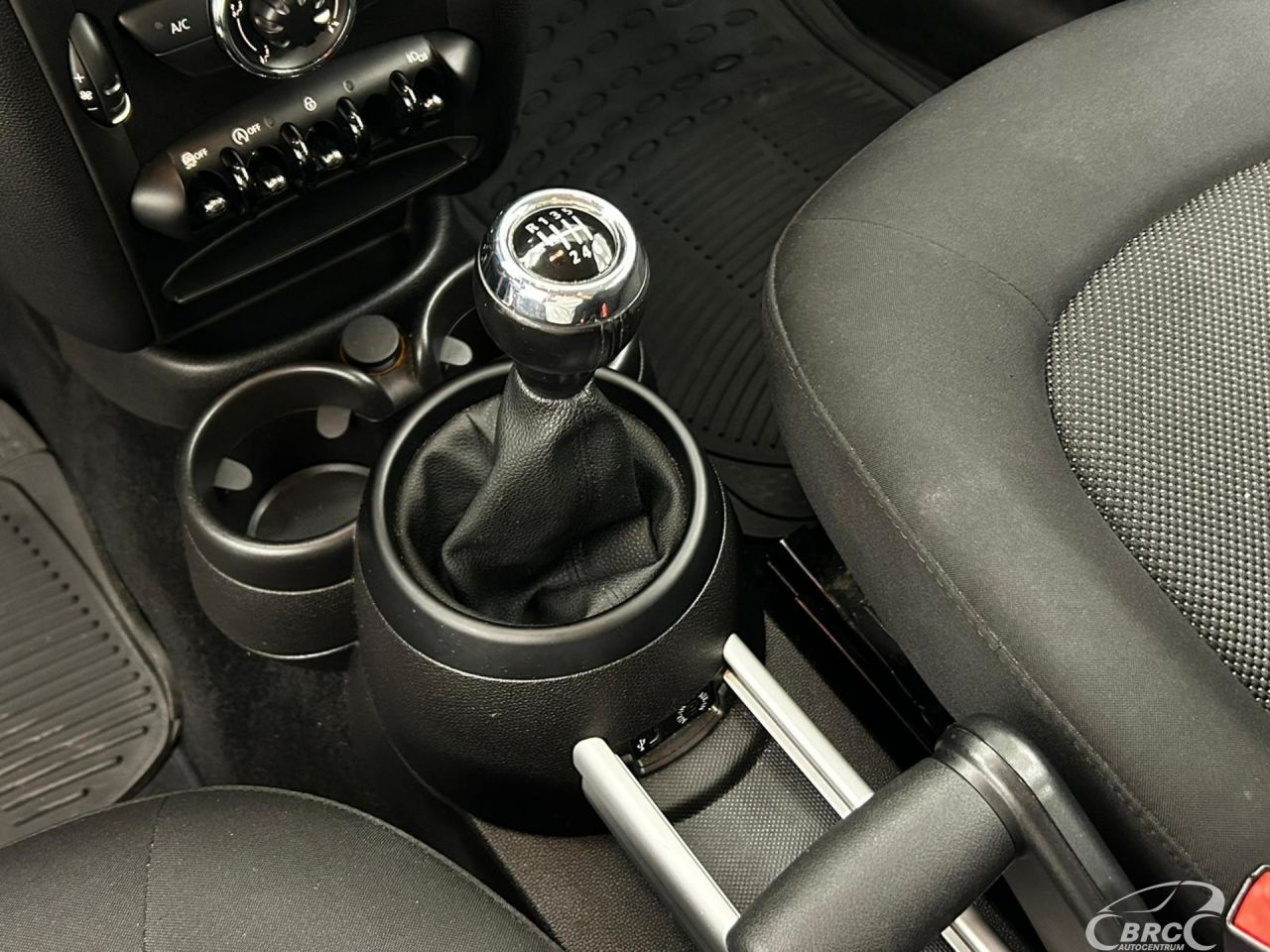 Mini Countryman | 19