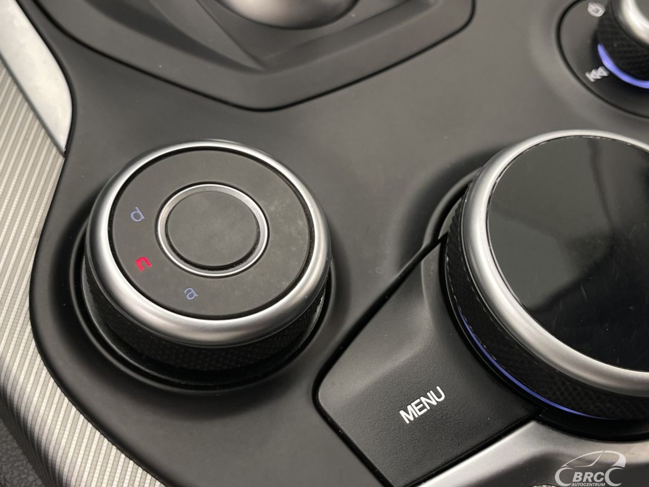 Alfa Romeo Stelvio | 38