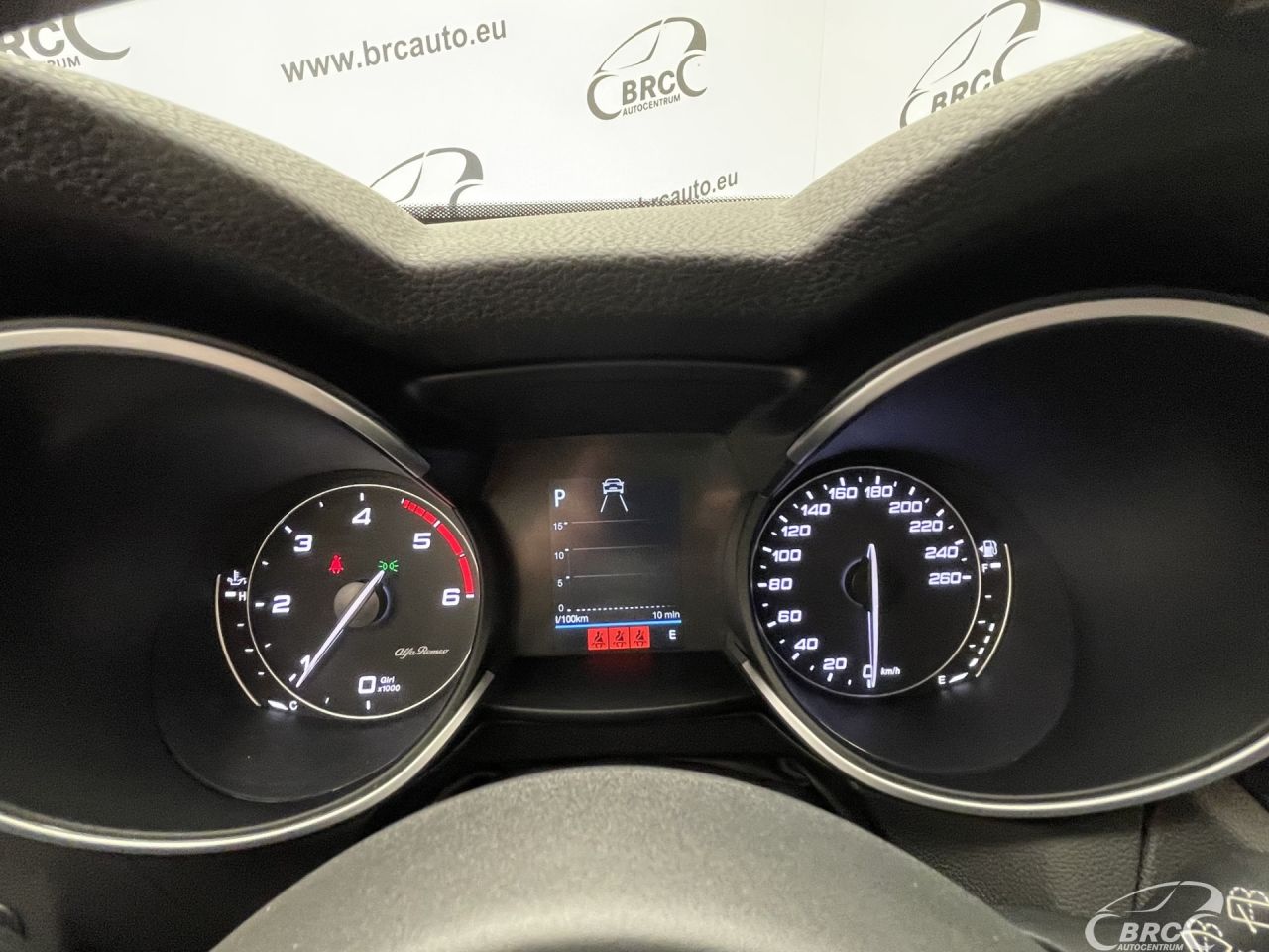 Alfa Romeo Stelvio | 31