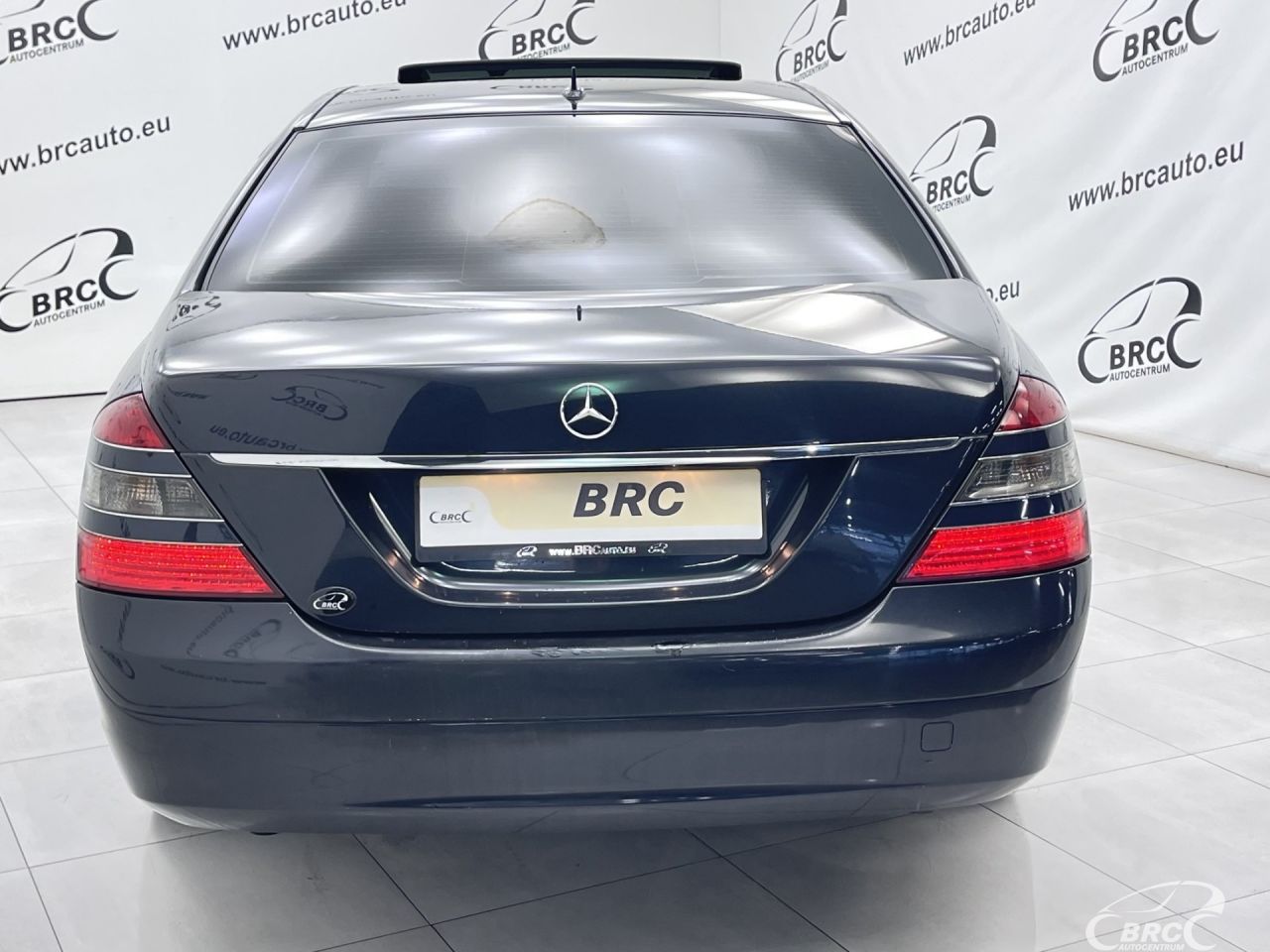 Mercedes-Benz S320 | 40