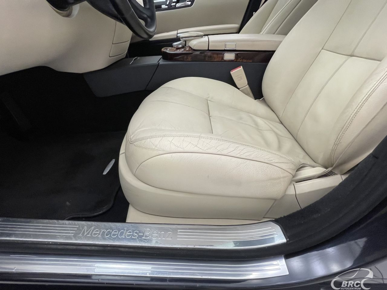 Mercedes-Benz S320 | 21