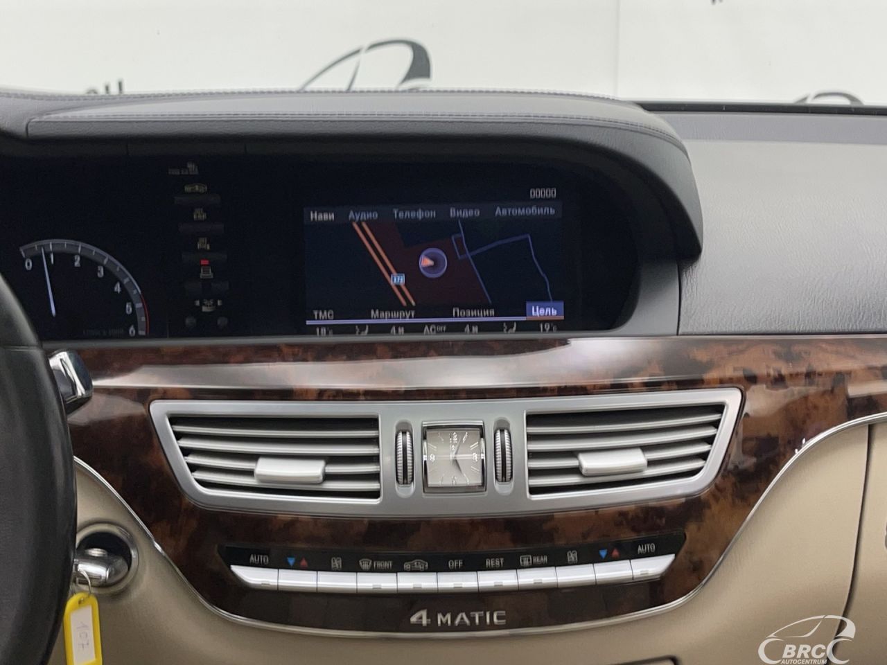 Mercedes-Benz S320 | 15