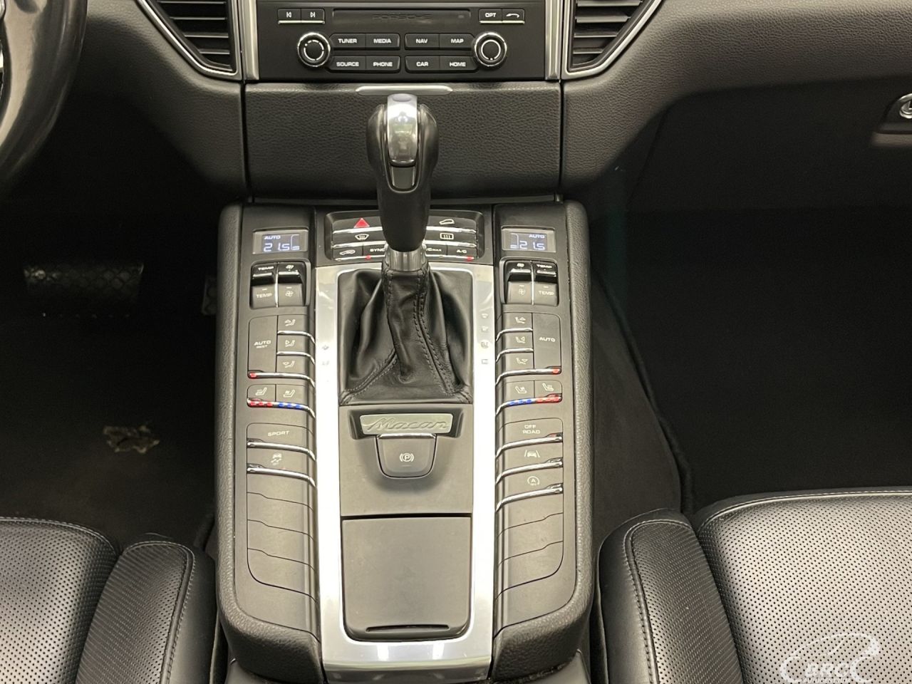 Porsche Macan | 18