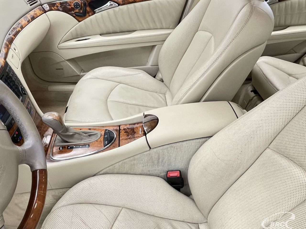 Mercedes-Benz E500 | 25