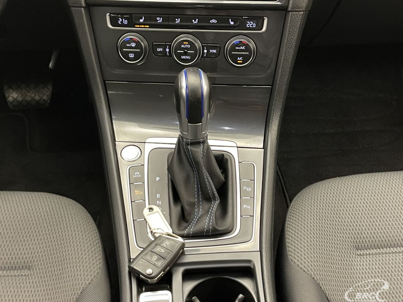 Volkswagen Golf | 18