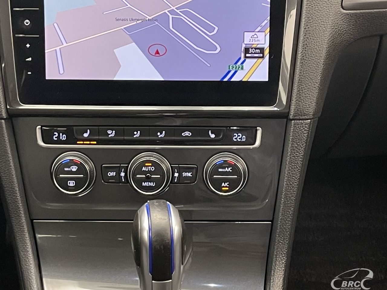 Volkswagen Golf | 17