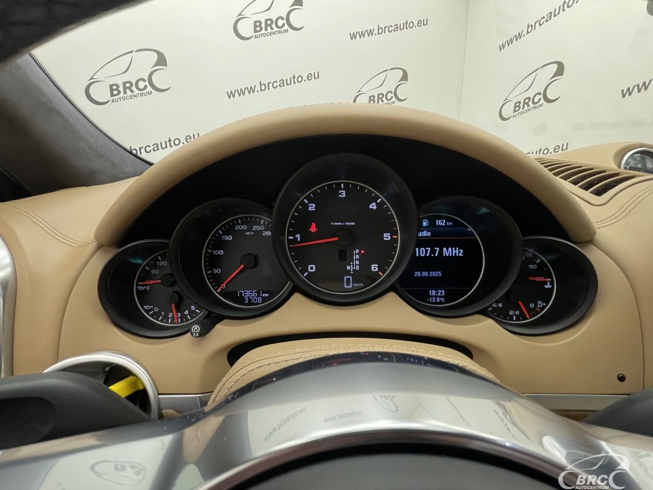 Porsche Cayenne | 38