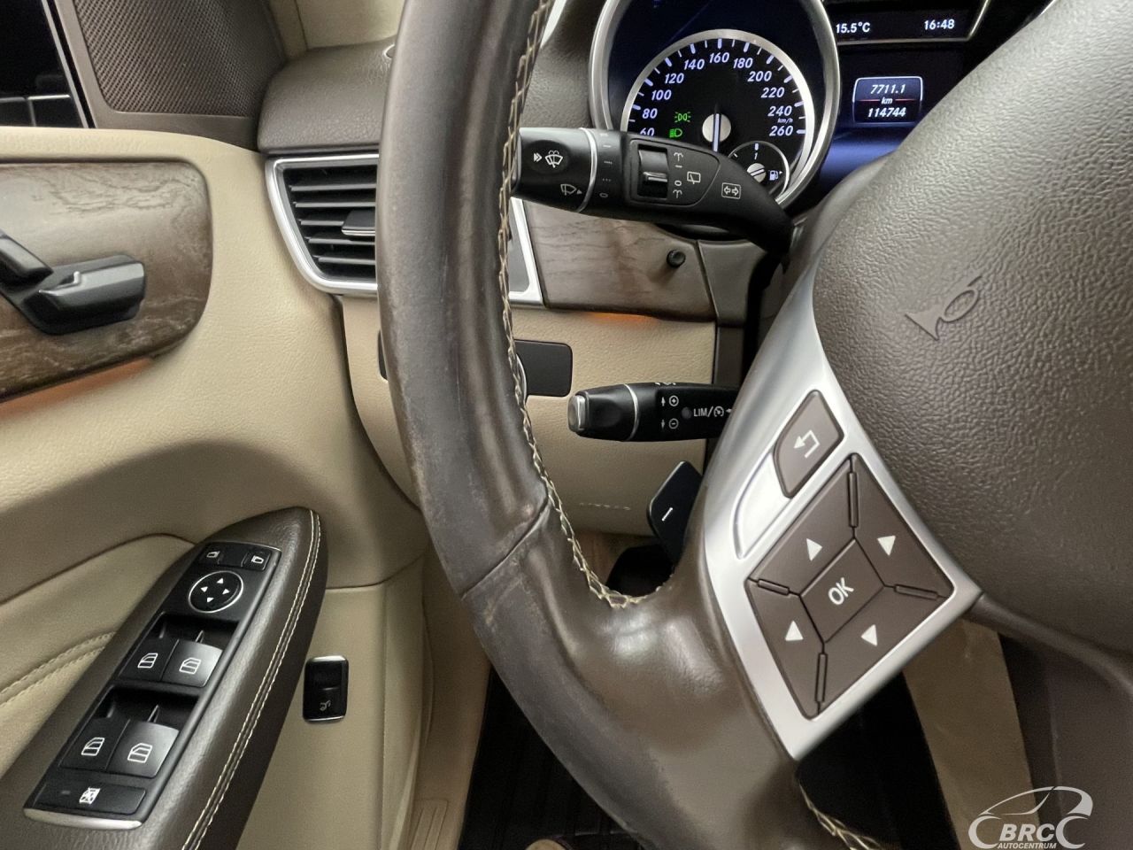 Mercedes-Benz ML350 | 29