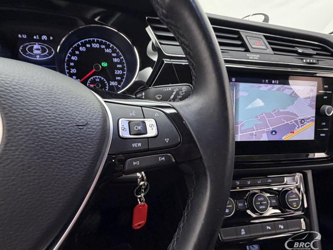 Volkswagen Touran | 28