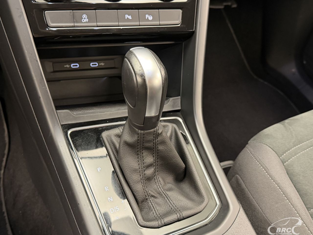 Volkswagen Touran | 25