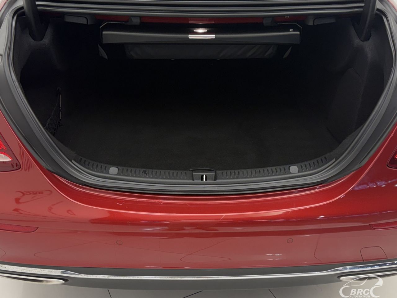 Mercedes-Benz E300 | 50