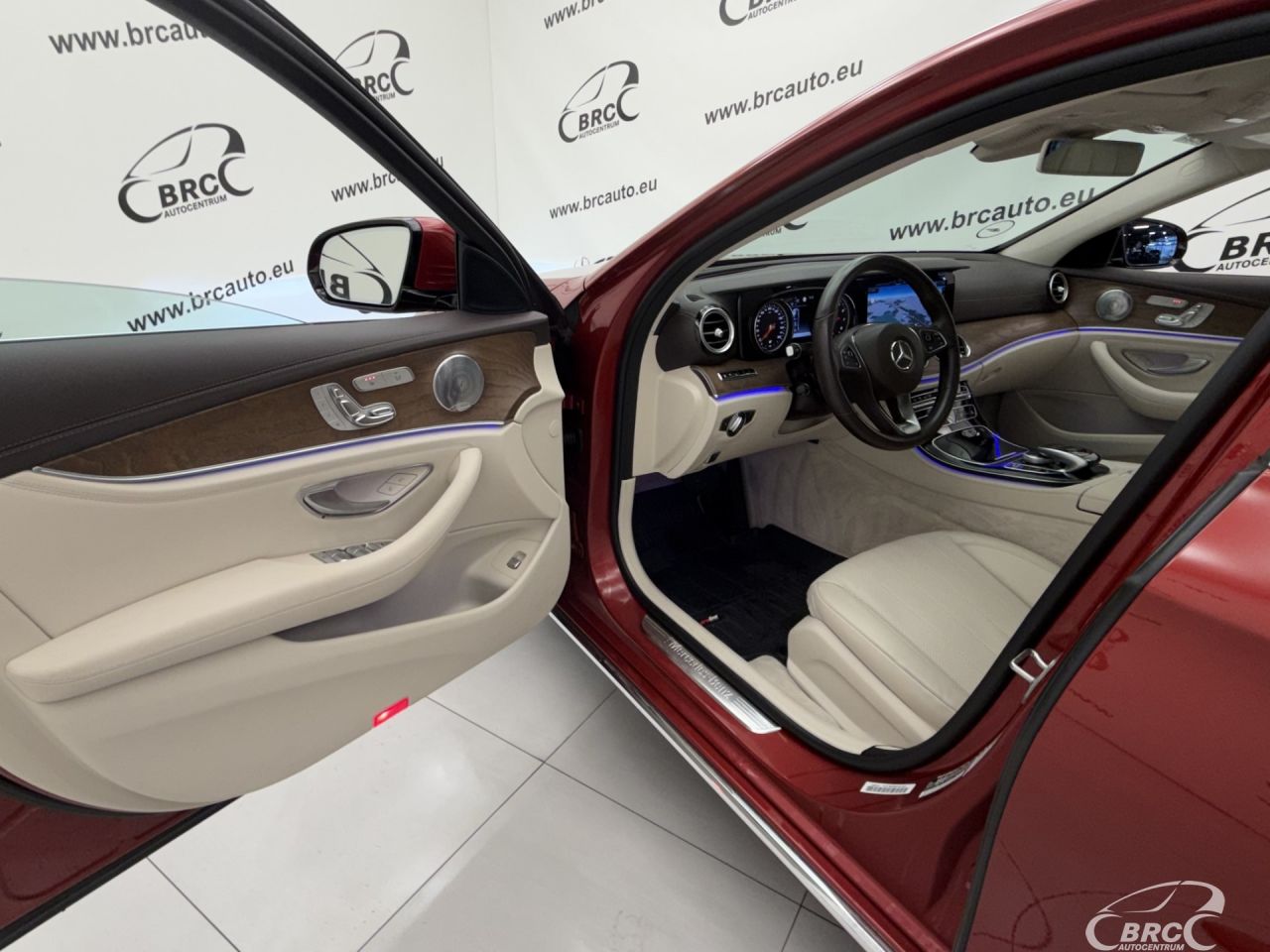 Mercedes-Benz E300 | 18