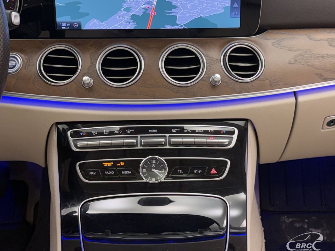 Mercedes-Benz E300 | 16