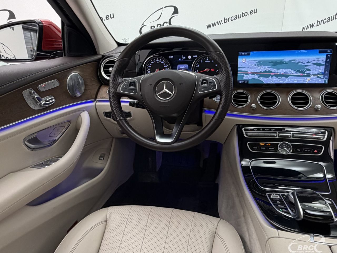 Mercedes-Benz E300 | 13