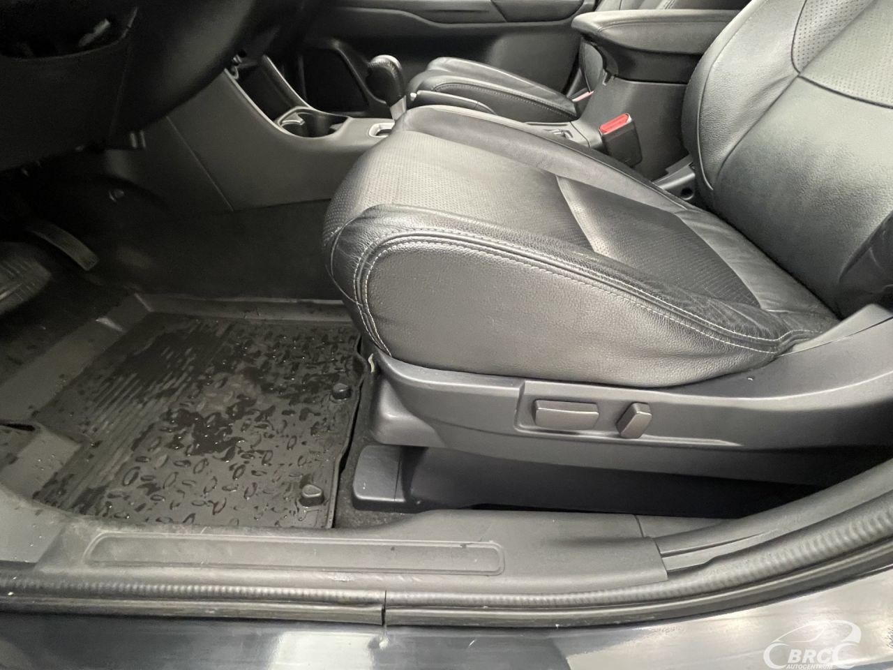 Mitsubishi Outlander | 21