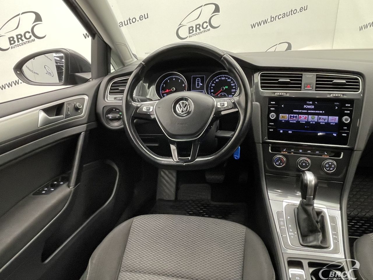 Volkswagen Golf | 12