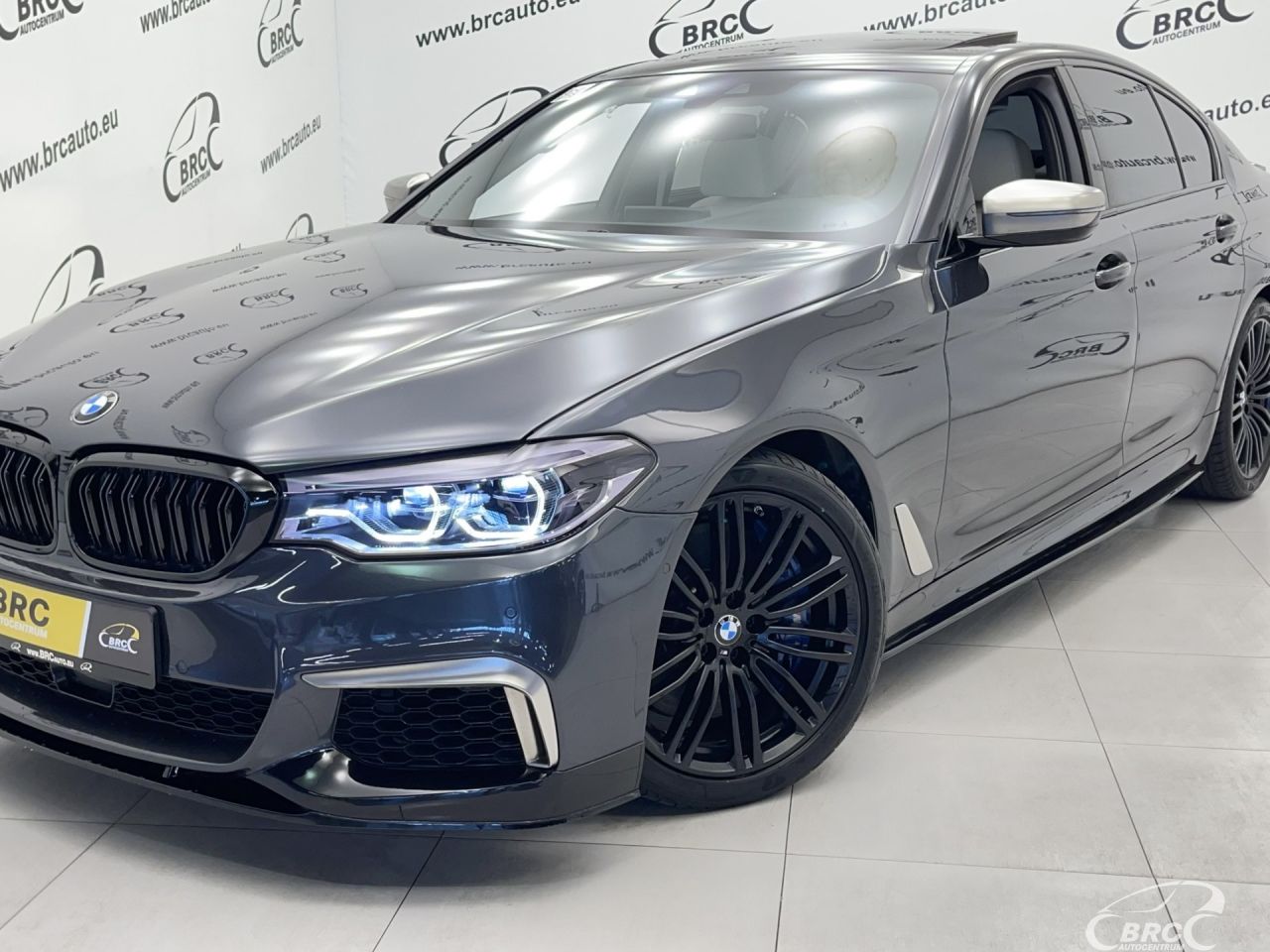 BMW M550 | 48