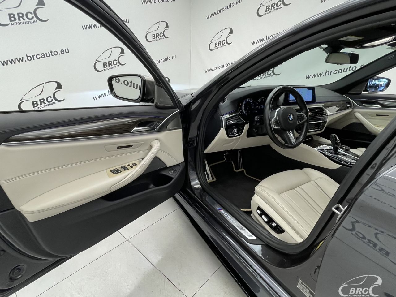 BMW M550 | 18