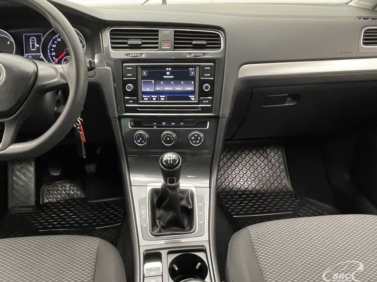 Volkswagen Golf | 13