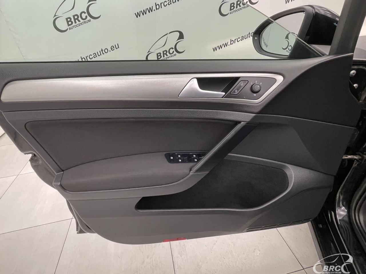 Volkswagen Golf | 18