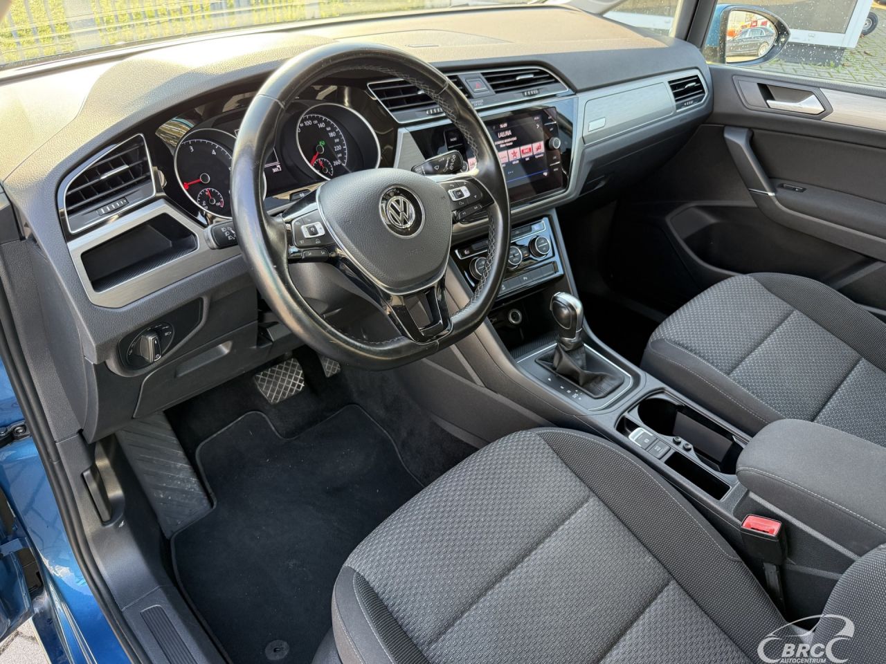 Volkswagen Touran | 12