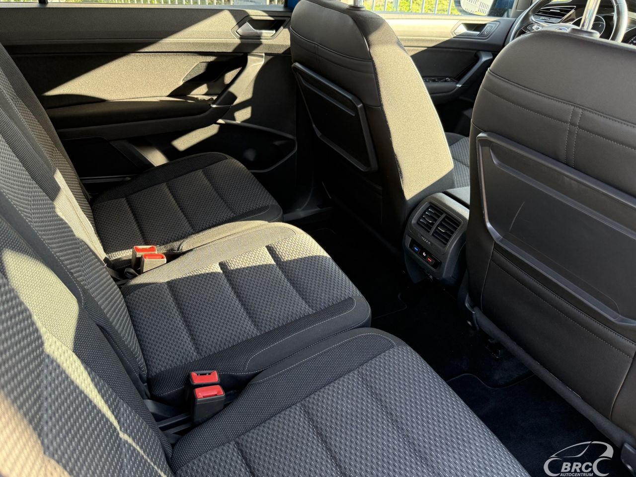 Volkswagen Touran | 6