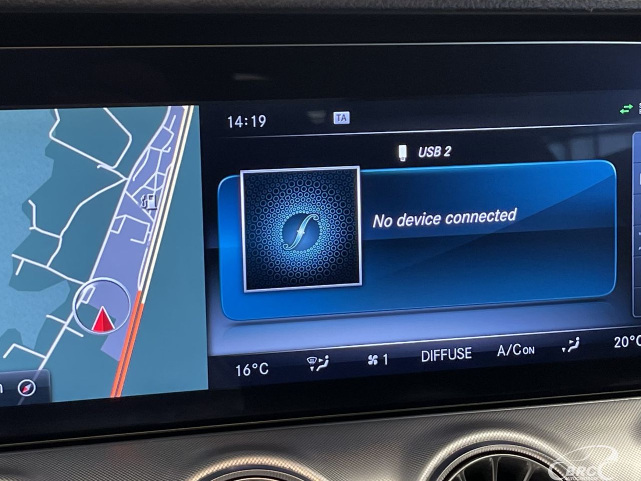 Mercedes-Benz E220 | 35