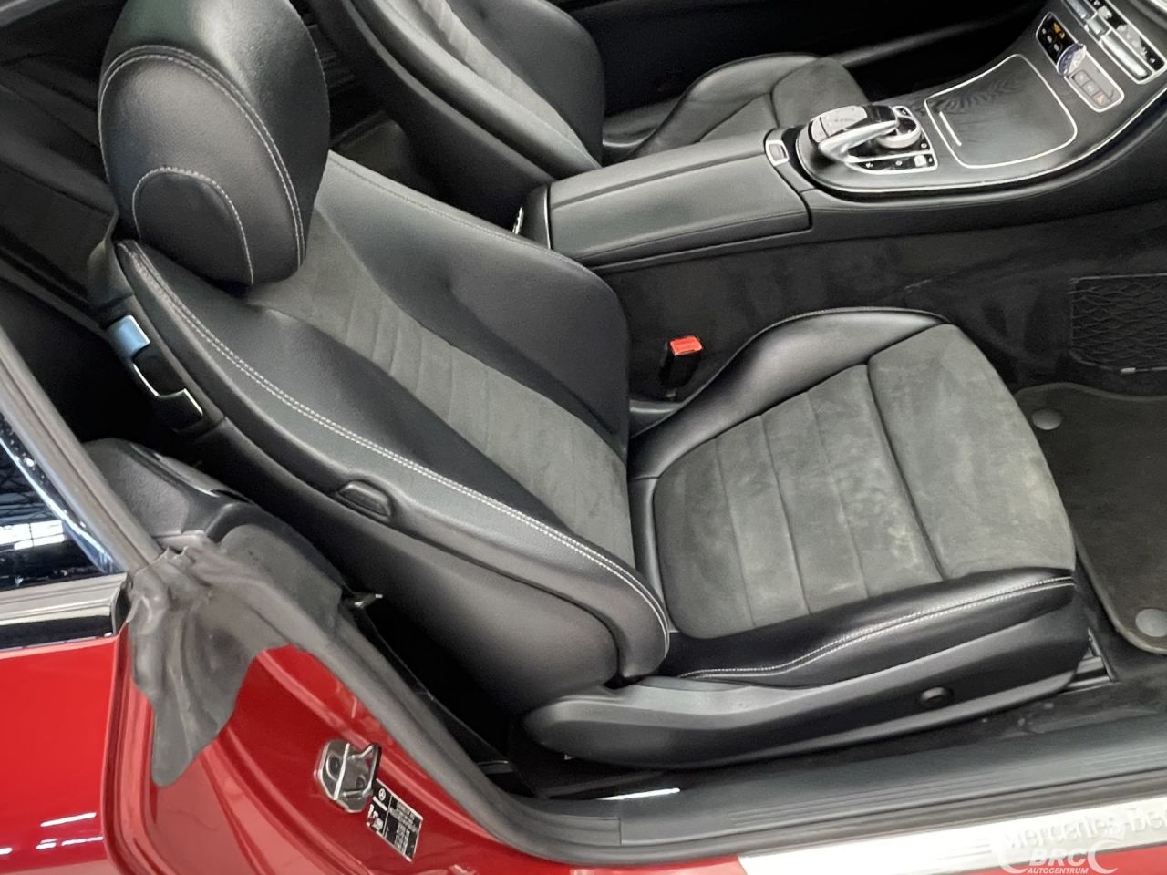 Mercedes-Benz E220 | 4