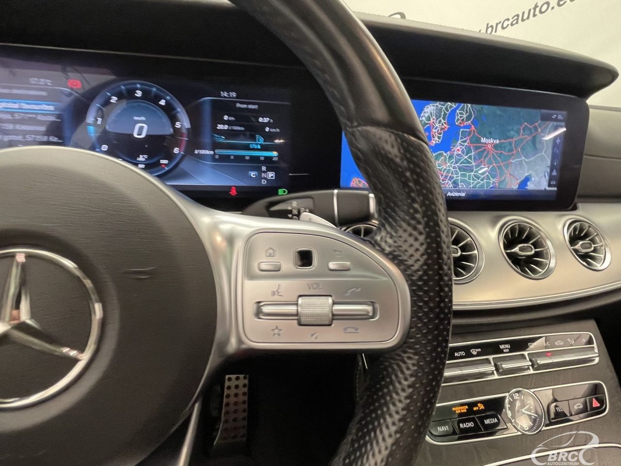 Mercedes-Benz E220 | 27